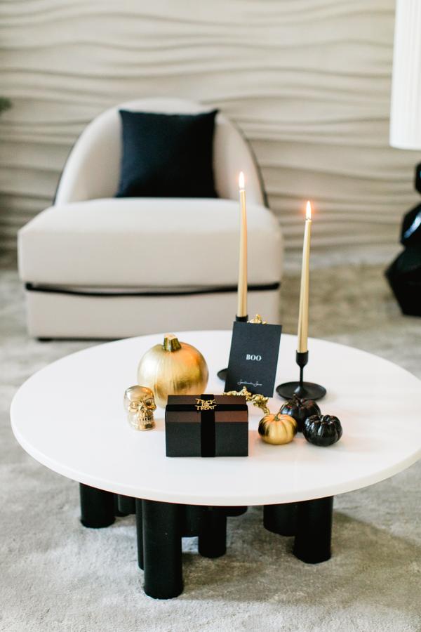 Modern Decor Inspired by The Spooky Season, modern decor, modern design, luxury design, luxury decor, halloween decor, halloween design, interior design home inspiration ideas