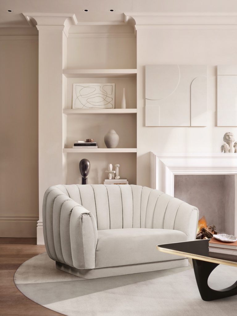 High-End Living Room Designs For A Luxurious Retreat - High-End Living Room Retreat Spaces